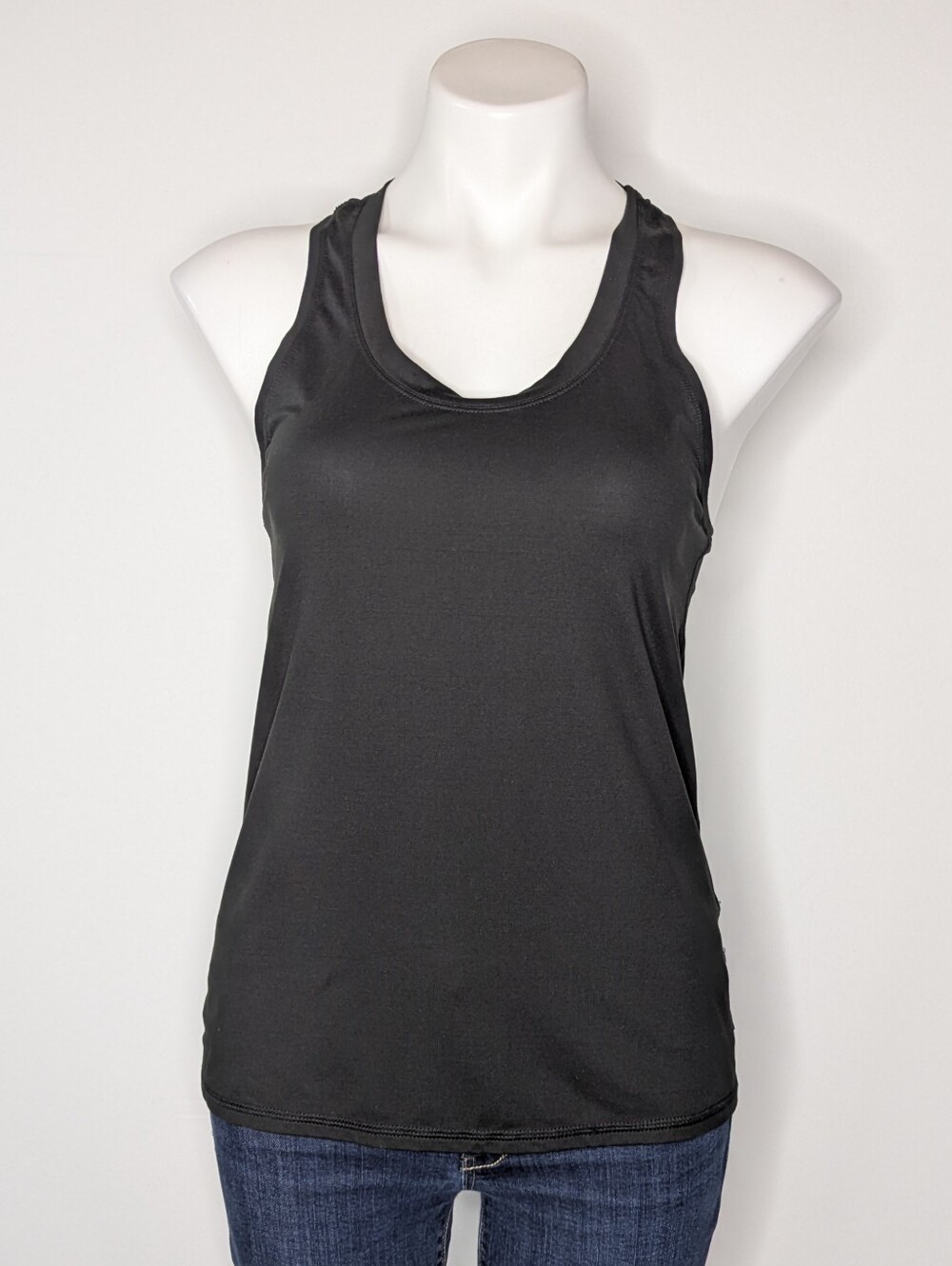 Vuori Black Scoop Neck Racer Back Athletic Workout Exercise Gym Tank S